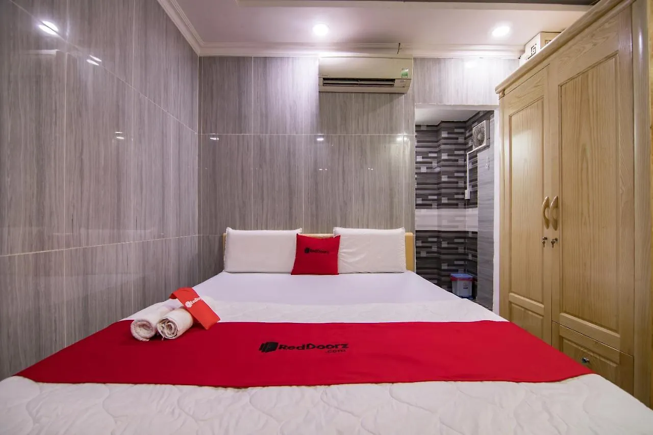 Reddoorz Near Tan Son Nhat Golf 2 Ho Chi Minh City